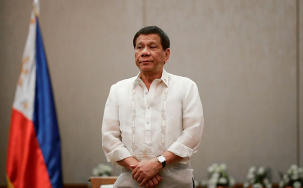 Philippines: Duterte pourrait décréter la loi martiale