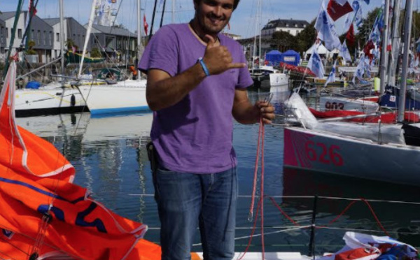 Un skipper de Tahiti dans la mini transat-La Boulangère: faaito'ito Guillaume!