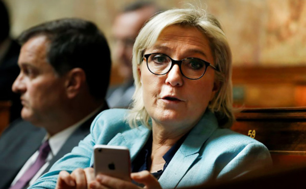 Images d'exactions de l'EI sur Twitter: l'Assemblée lève l'immunité parlementaire de Marine Le Pen