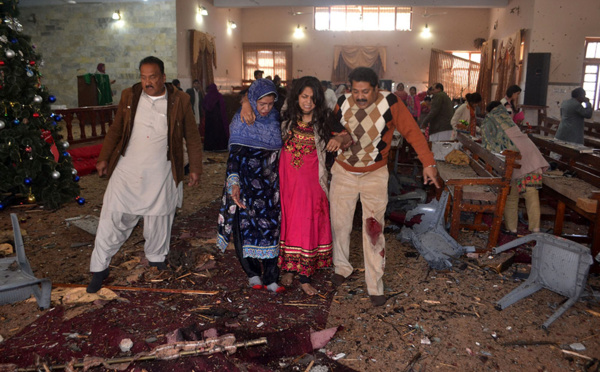 Pakistan: au moins huit morts dans une attaque suicide contre une église