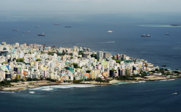 L'envers du paradis: que se passe-t-il aux Maldives ?