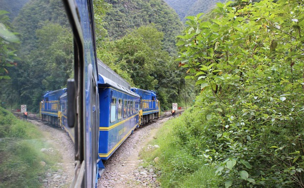 Pérou: 35 touristes blessés dans une collision de trains près du Machu Picchu