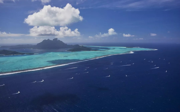 A vos votes ! Une photo de la Tahiti Pearl Regatta sélectionnée pour le concours international Mirabaud