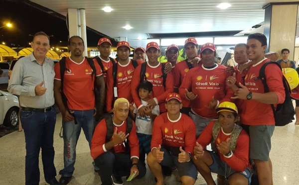 Molokai Ho’e : L’équipe Shell Va’a aux taquets