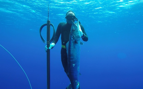 Pêche sous-marine - Tefana Blue Water : Un concours en plein océan