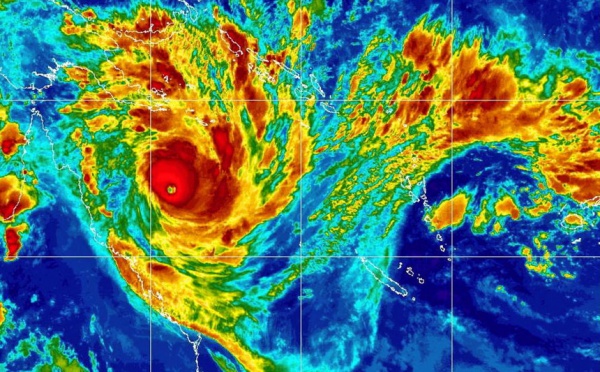 L'Australie frappée par ce qui pourrait être le "pire" cyclone de son histoire