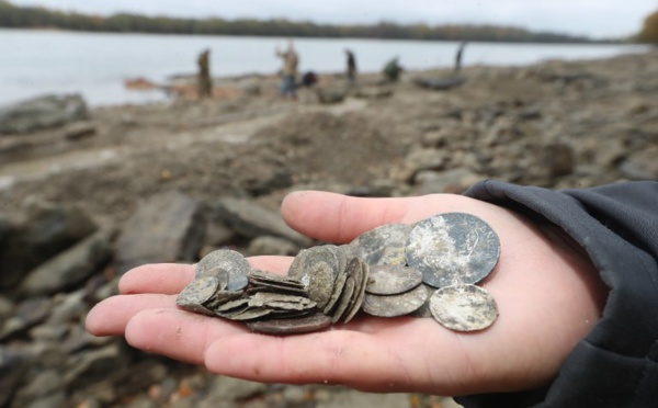 Hongrie: un trésor du 18e siècle trouvé dans le Danube asséché