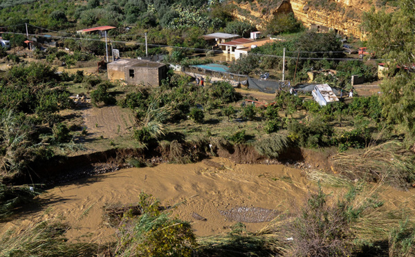 Inondations en Sicile: douze morts, dont une famille de neuf Italiens