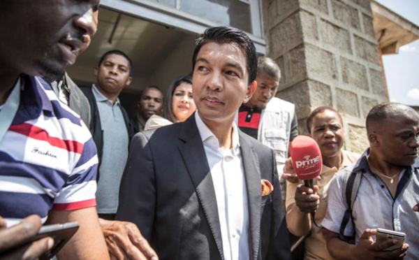 Présidentielle à Madagascar: Rajoelina et Ravalomanana au coude à coude