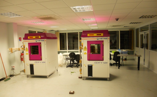 Deux nouvelles machines à « rayon X » pour le service de la perliculture