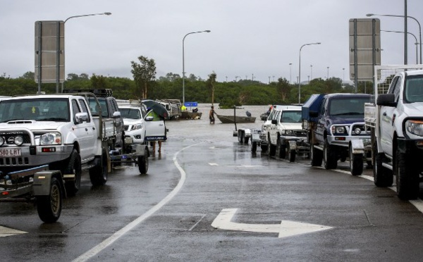 Inondations en Australie: l'armée en renfort, des crocodiles en ville