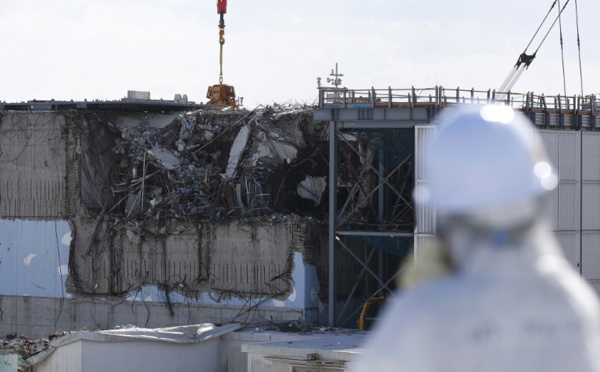 Fukushima: un robot va "toucher" pour la première fois du combustible fondu