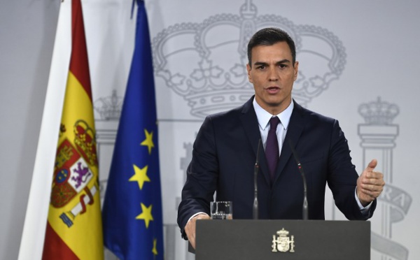 Espagne: Pedro Sanchez convoque des législatives incertaines pour le 28 avril