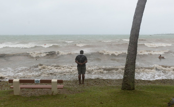 Le cyclone Oma s'éloigne de la Nouvelle-Calédonie, dégâts mineurs