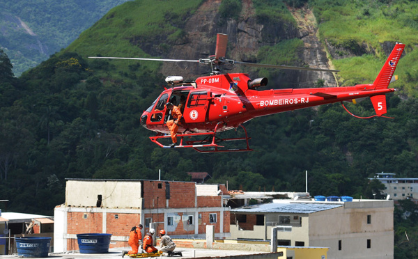 Effondrement d'immeubles au Brésil: le bilan monte à 10 morts