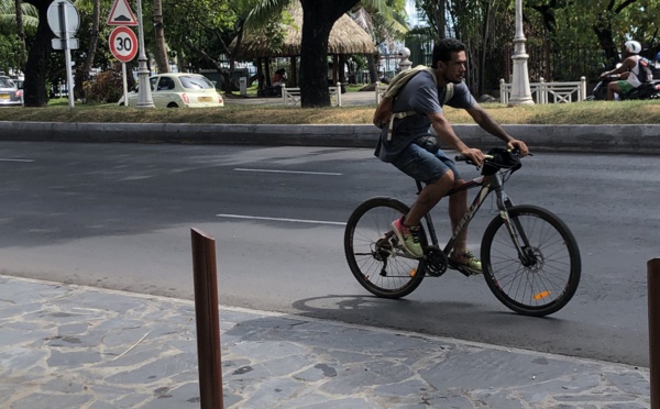 Sécurité routière: comment bien circuler à vélo