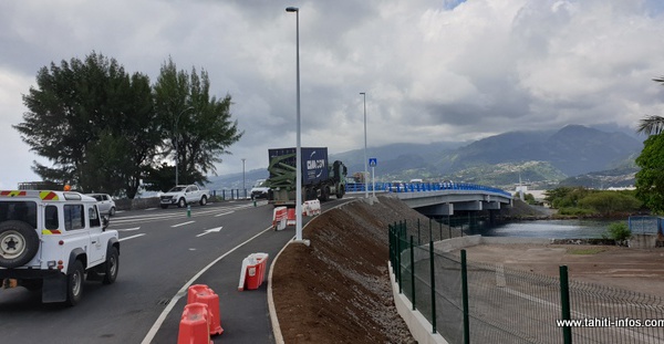 Le nouveau pont de Motu Uta désormais ouvert