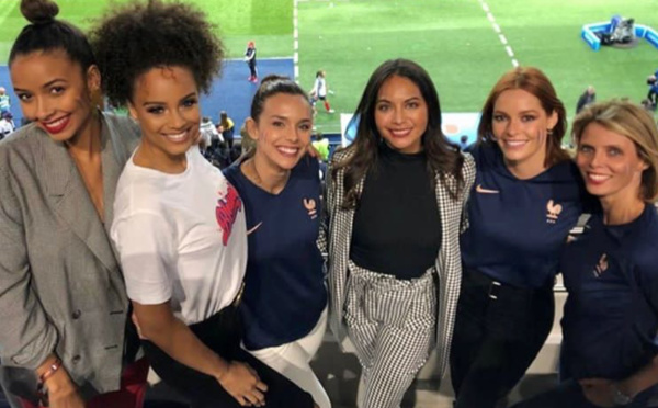 Vaimalama au match d'ouverture de la Coupe du monde féminine de football