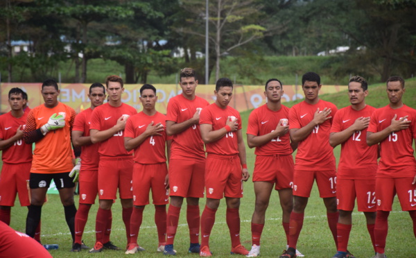 Les footballeurs tahitiens dominent Tuvalu 7-0