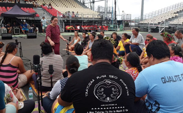 Te Noha no Rotui chante  pour notre langue maternelle