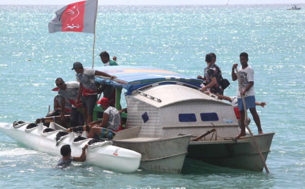 La Calédonie abandonne après un contact avec Tahiti