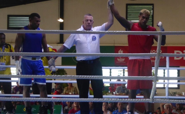 Heimata Neuffer et Heiarii Mai premiers boxeurs qualifiés