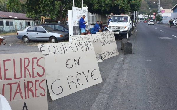 Grévistes et syndicats font monter la pression