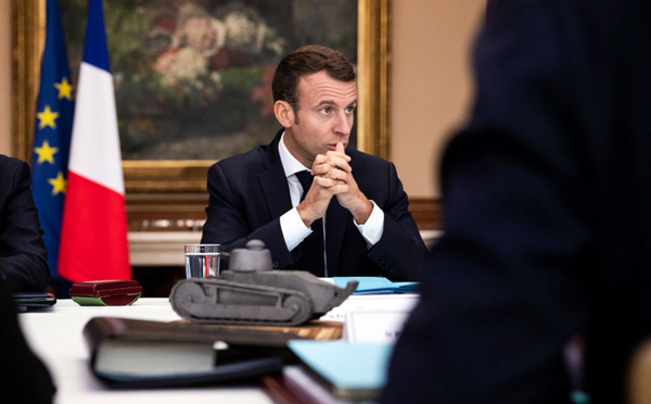 Macron à l'offensive sur le thème de l'immigration