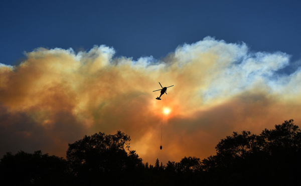 Incendies: la Californie en état d'alerte, évacuations en cours