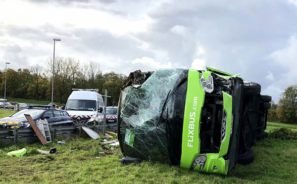 Somme: 33 blessés, dont 4 graves, dans un accident d'autocar sur l'A1