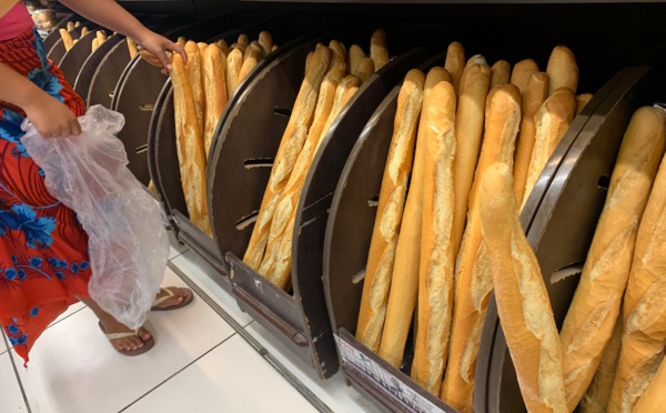 Accord sur la baguette à 57 Fcfp