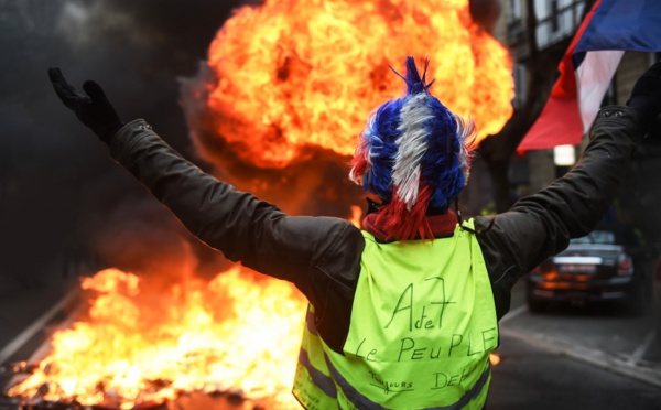 Pour l'anniversaire du mouvement, les "gilets jaunes" espèrent remobiliser la rue