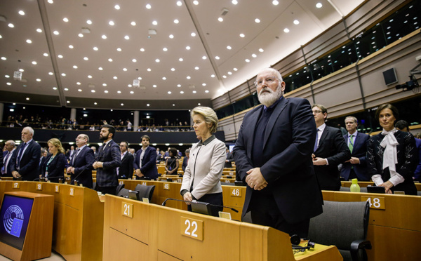 Le Pacte vert, "nouvelle stratégie de croissance" de l'UE, dévoilé et déjà critiqué