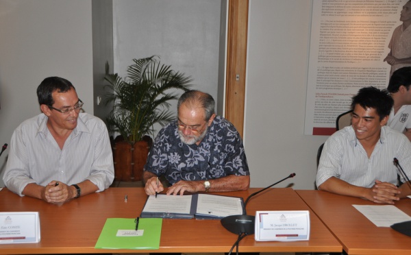 Signature d'un partenariat Assemblée/Université