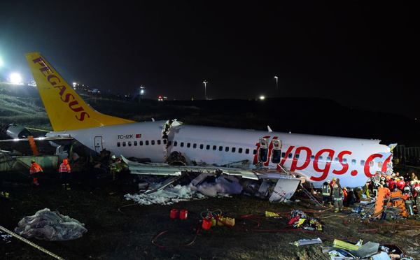 Turquie: trois morts dans l'accident d'avion à Istanbul