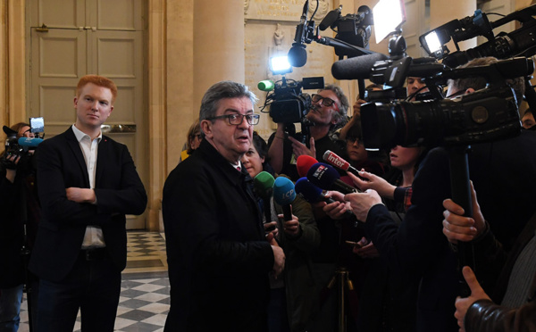 Retraites: poursuite du blocage et des invectives à l'Assemblée nationale