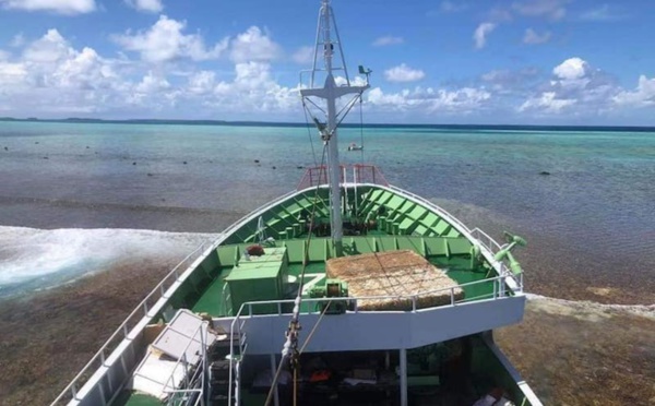 Dépollution du navire chinois échoué à Arutua