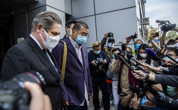 Hong Kong: la police rafle des leaders pro-démocratie pour les manifestations de 2019