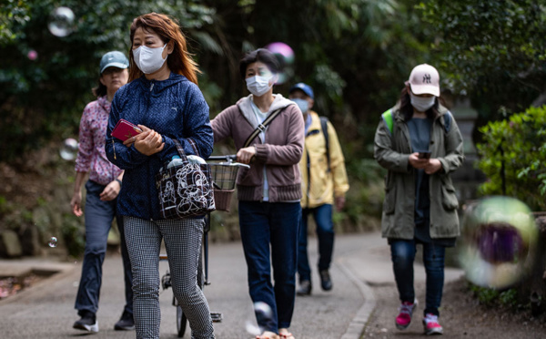 Japon: plus de 10.000 cas de coronavirus recensés, hôpitaux sous tension