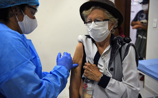 Pandémie: l'ONU lance une initiative "historique" pour accélérer la production de vaccins et traitements