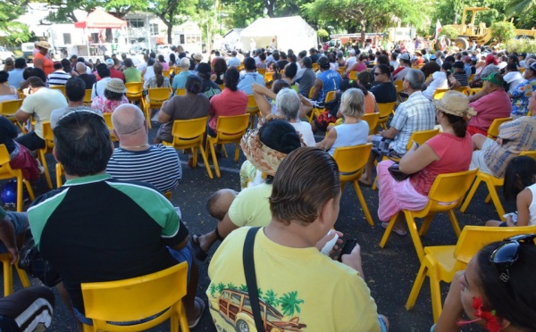 Contestation : la grand-messe de la place Tarahoi