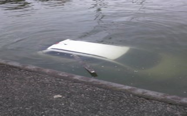 Un véhicule chute dans le lagon: décès d'une jeune fille de 25 ans à Moorea