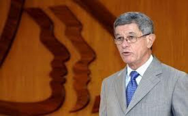 Nouvelle-Calédonie: le sénateur Frogier quitte la présidence de la province sud
