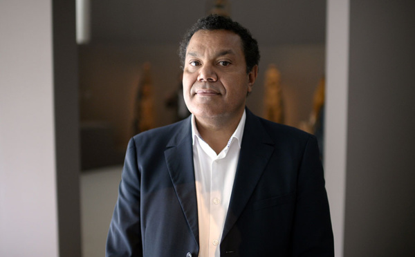 Le Kanak Emmanuel Kasarhérou va être nommé à la tête du Quai Branly