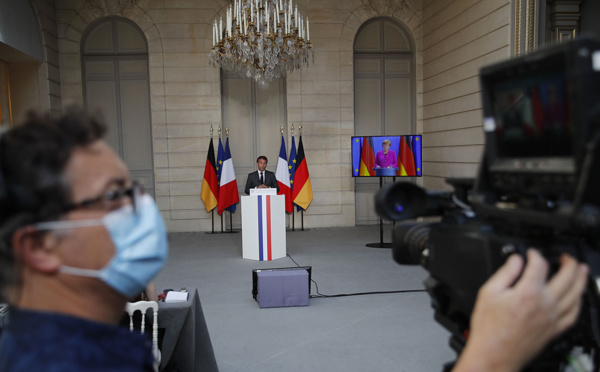 Macron de retour devant les Français pour esquisser la sortie de crise