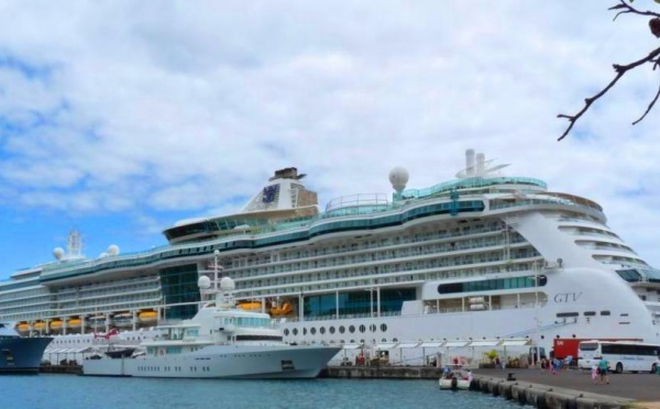 Papeete: Escale du paquebot "Radiance of the seas", la ville se mobilise