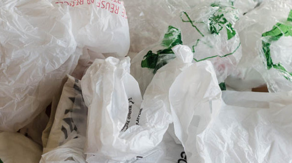 Interdiction de certains sacs en plastique dès aujourd'hui