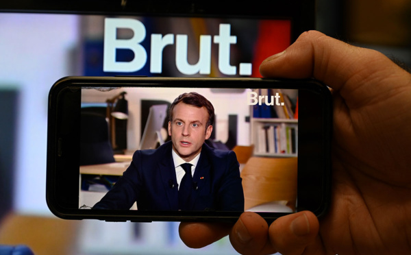 Sur Brut, Macron échange avec la "Génération Covid"