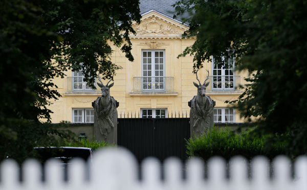 Covid: état de santé "stable" pour Macron