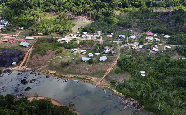 Guyane : le préfet signe un arrêté déclarant "démissionnaire d'office" le maire d'Apatou